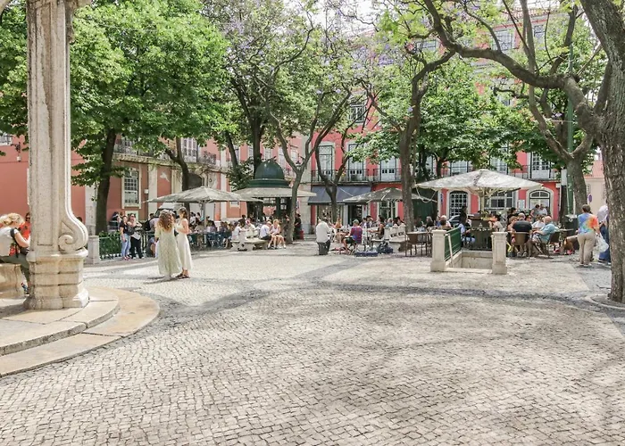 Golden Cage Chiado - Charm Historic And Cozy Lisboa