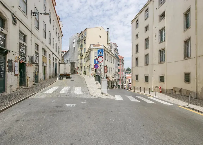 Golden Cage Chiado - Charm Historic And Cozy Apartament *