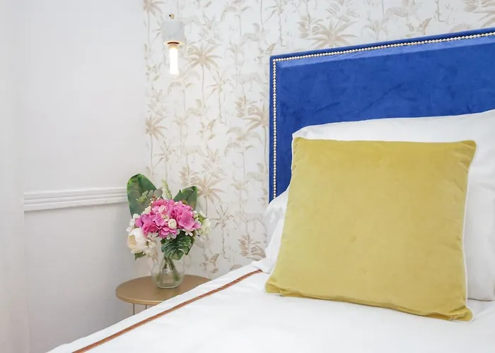 Golden Cage Chiado - Charm Historic And Cozy Lisboa